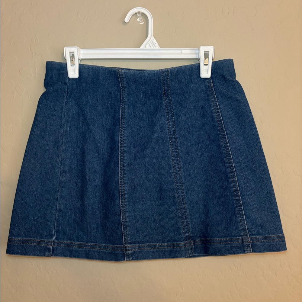 No boundaries Jean skirt